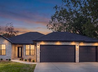 5713 S Cloverdale Lane, Battlefield, MO 65619