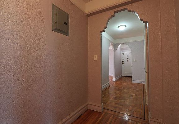 3rd image of 8502 Fort Hamilton Pkwy APT 3E