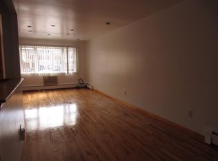 14459 26th Ave, Flushing, NY 11354