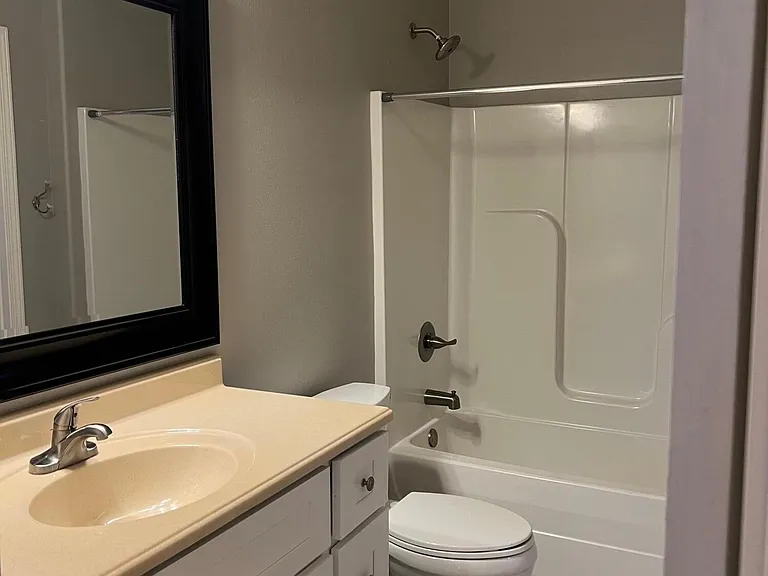 7481 Harvest Village Ct — Photo 11