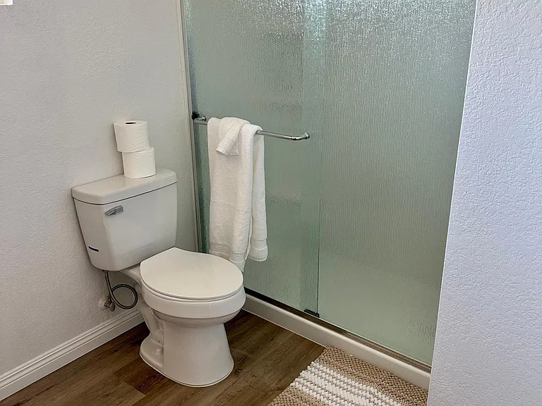 749 E Avenue J9 — Photo 27