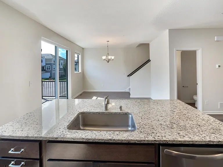 6964 Huckleberry Dr — Photo 9