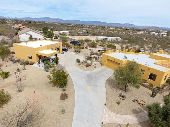 2nd image of 35875 S Gold Rock Cir