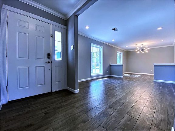 3rd image of 5506 Braesvalley Dr