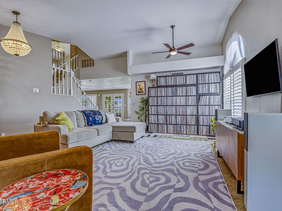 1st image of 1208 E Beverly Lane