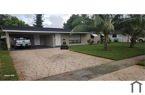 4401 NW 4th Ct Photo 1