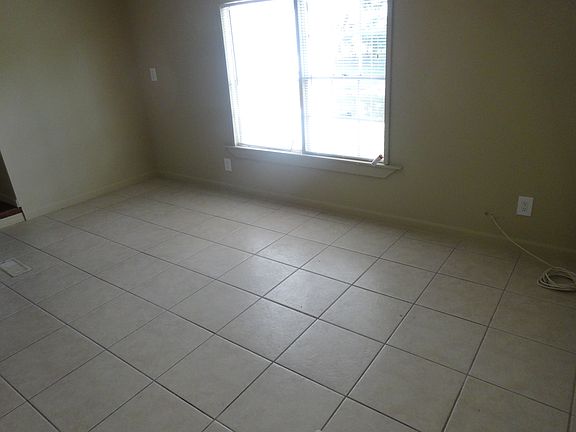 5th image of 5010 NW 1st Ave