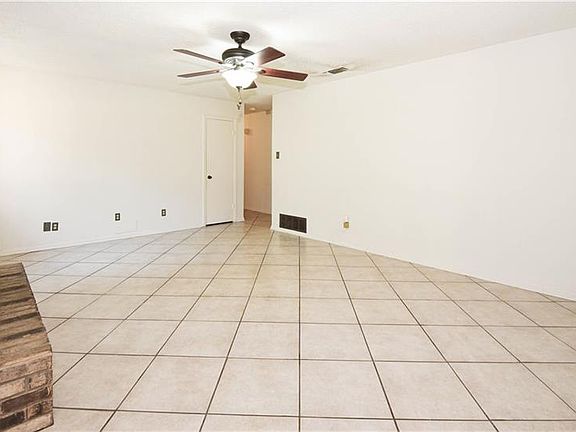 5th image of 622 Manning Dr