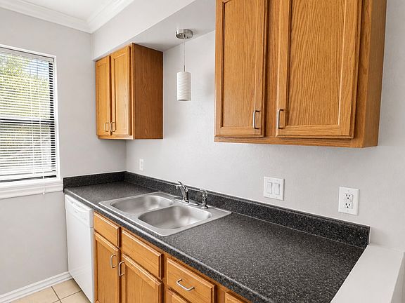 4th image of 1429 NW 24th St APT 217