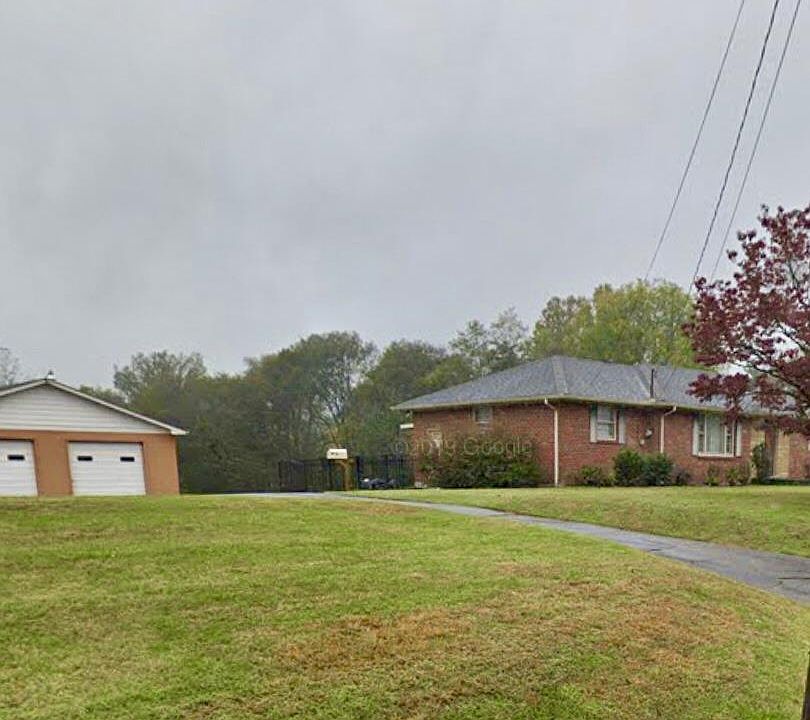 1st image of 1102 Robinson Rd