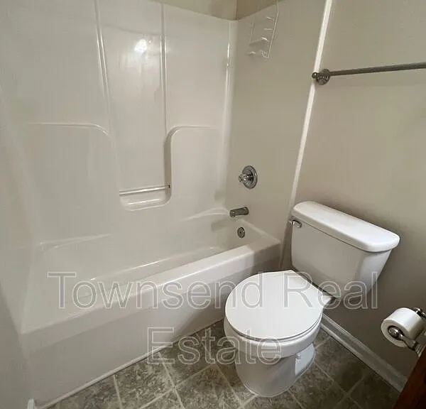 3031 Kingfisher Dr — Photo 5