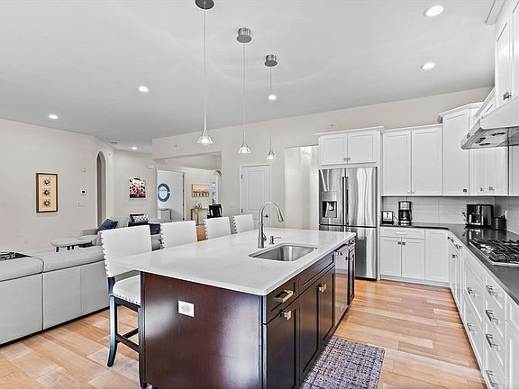 5th image of 61 Ridgewood Dr #61