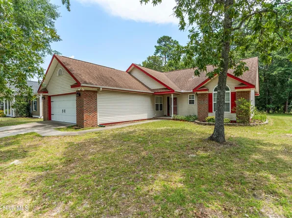 2975 Pine Hill Drive SW, Shallotte, NC 28470