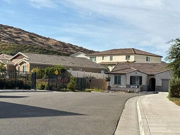 4th image of 35480 Alsace Pl
