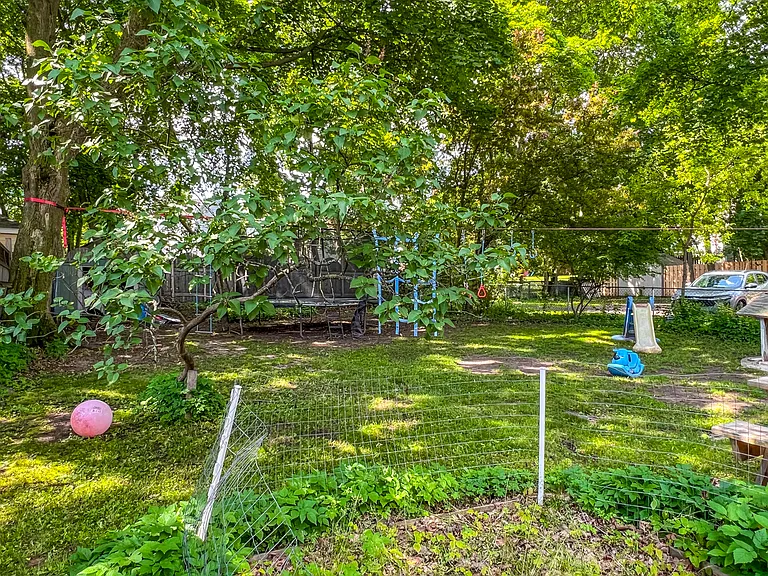 118 E Park St — Photo 18