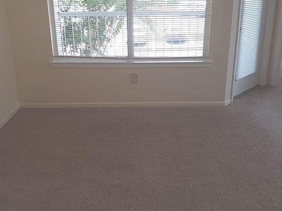5th image of 2577 Grassy Point Dr Unit 201