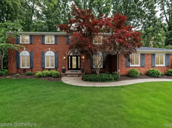 4438 Stony River Dr, Bloomfield Hills, MI 48301