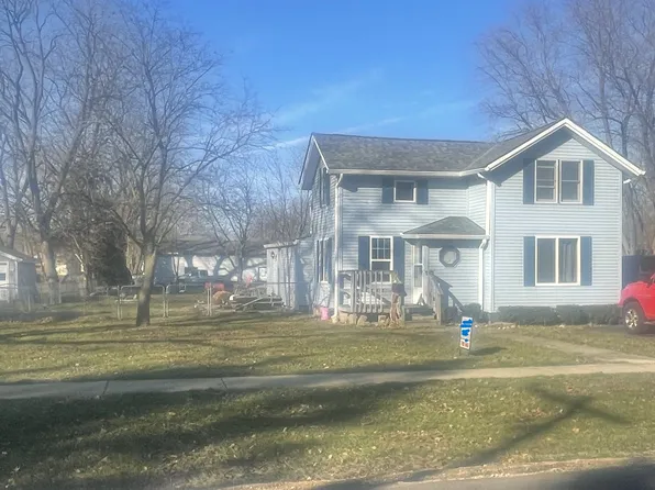 723 N Lafayette St, Sandwich, IL 60548