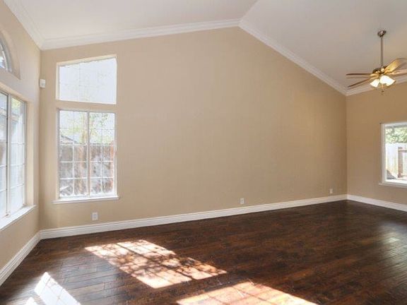 5th image of 4129 Diane Dr