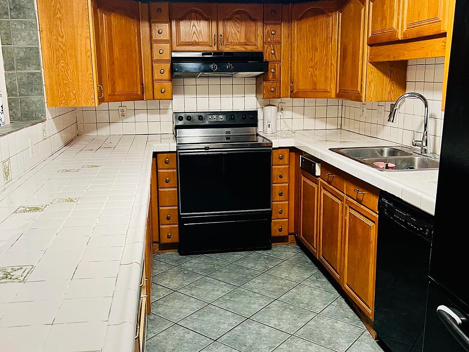 7957 E Nicaragua Dr, Tucson, AZ 85730 Zillow