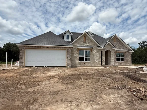 4608 Coral River Rd, College Station, TX 77845