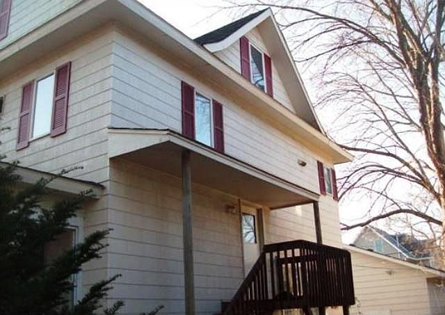 1st image of 1596 Minnehaha Ave W