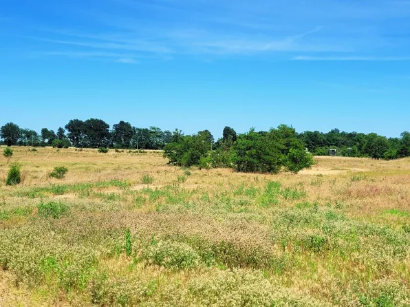 870 State Hwy E, Matthews, MO 63867