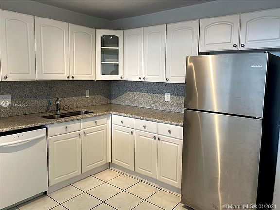 4th image of 13499 Biscayne Blvd APT 1509