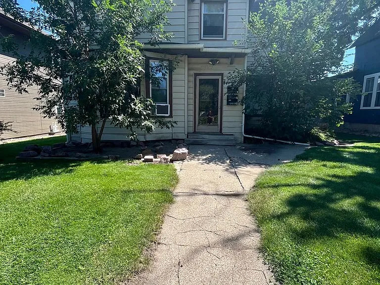 614 S 2nd Ave — Photo 15