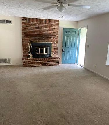 4th image of 6584 Arrowroot Dr