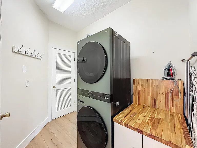 1143 Canoe Point — Photo 65