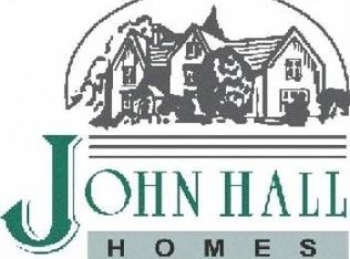 3560 Hidden Fawn Dr, Elgin, IL 60124