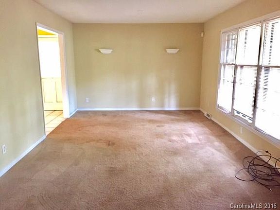2nd image of 4510 Easthaven Dr