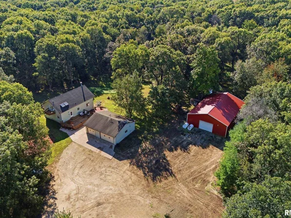 1562 Township Road 2550n, Oquawka, IL 61469