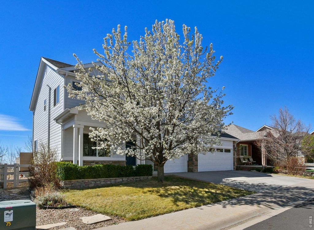 3242 Sedgwick Cir