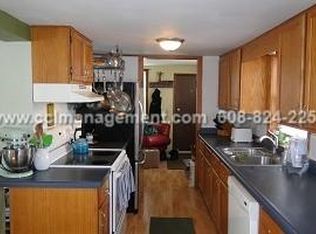 1717 Loftsgordon Ave, Madison, WI 53704