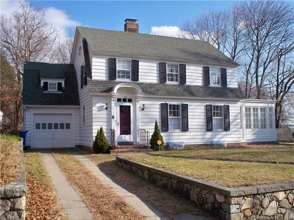 24 Columbia Blvd, Waterbury, CT 06710