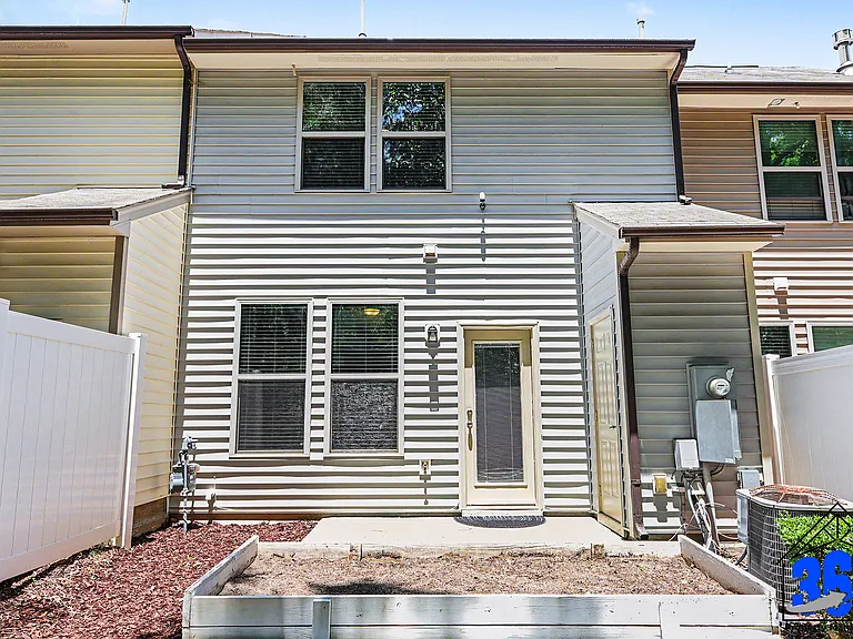 2229 Sunny Cove Dr — Photo 23