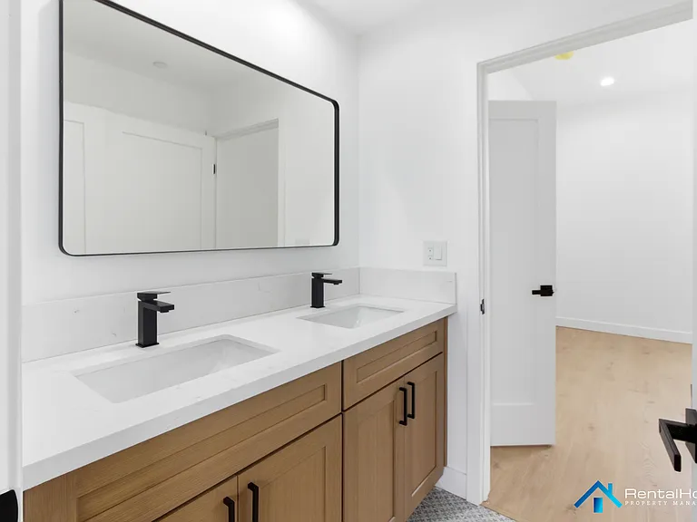 328 N La Fayette Park Pl — Photo 13