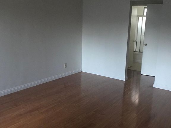 4th image of 2360 Mira Vista Ave