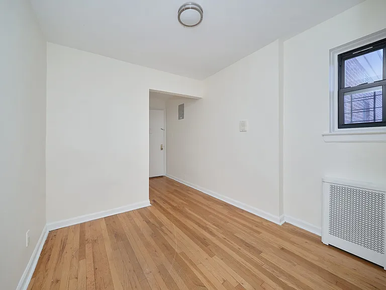 72-22 153rd St #3G — Photo 9