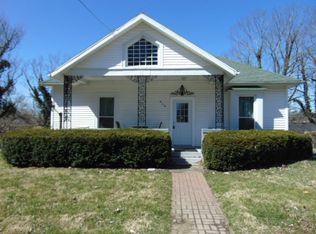 310 N Adams St, Owenton, KY 40359