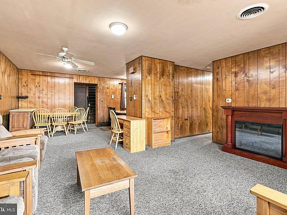 5th image of 118 Glen Moore Cir