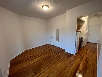 Rented by Best Apartments North Inc