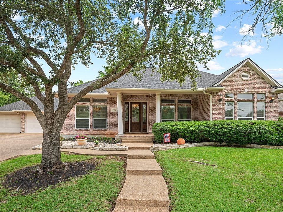 1st image of 721 Plum Hollow Dr