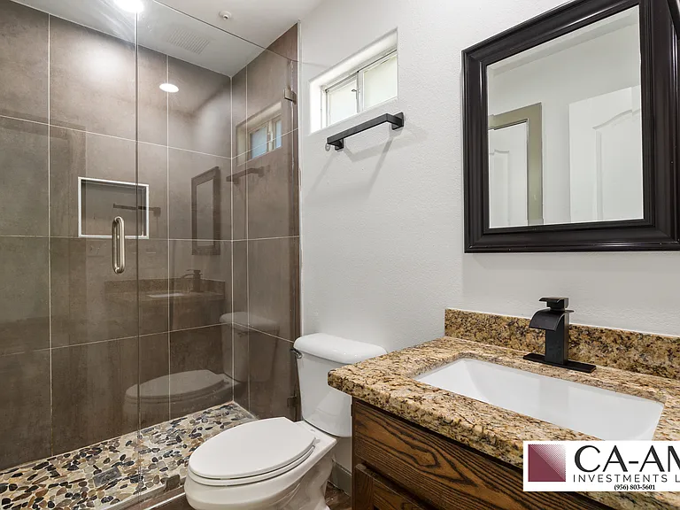 405 N G St #2 — Photo 7