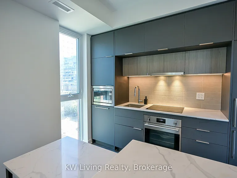 185 Alberta Ave #303 — Photo 29