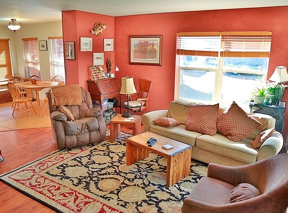 4th image of 110 Monarch Dr #110