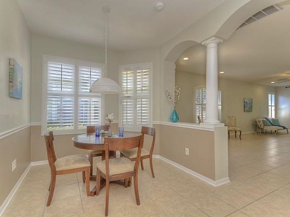 3rd image of 7537 Deer Path Ln