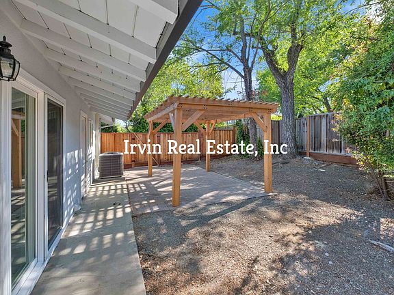 3rd image of 1896 2nd Ave